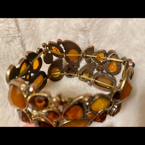 Sparkly Stone Earrings & Bracelet - Picture 7 of 8